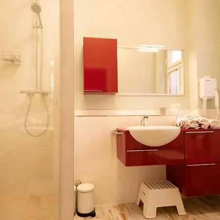 Отель Historia Нойштадт-ан-дер-Вайнштрасе