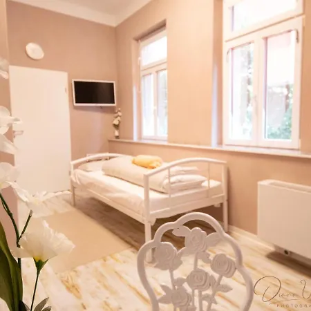 Отель Historia Нойштадт-ан-дер-Вайнштрасе