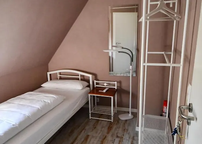 Historia * Neustadt an der Weinstraße